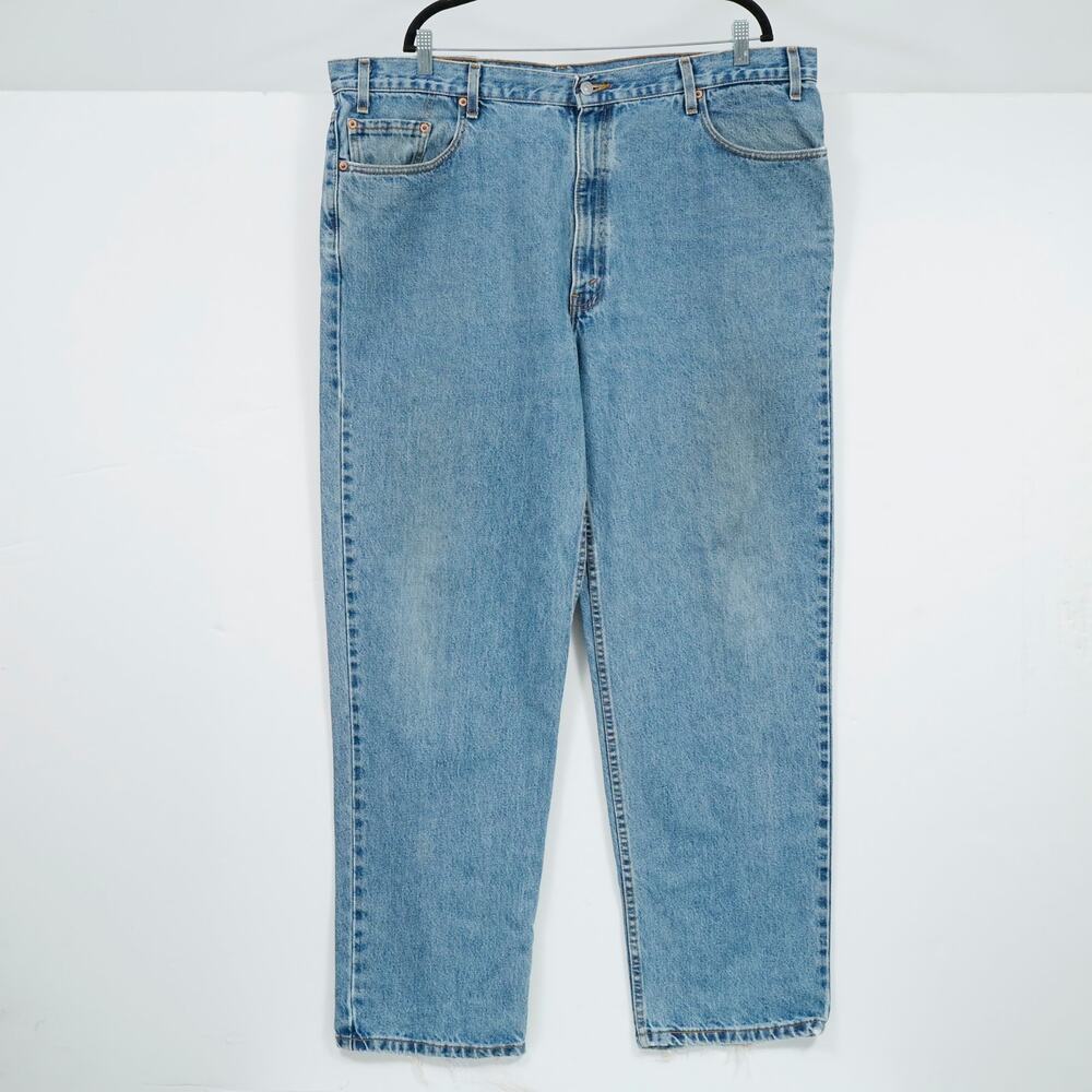 Vintage Levi's 550 Jeans 44x32 Relaxed Fit Made in USA Light Wash Blue Denim